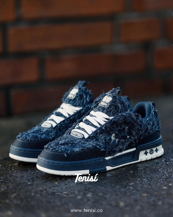 Louis Vuitton Trainer “Denim Azul Flecos” look 1
