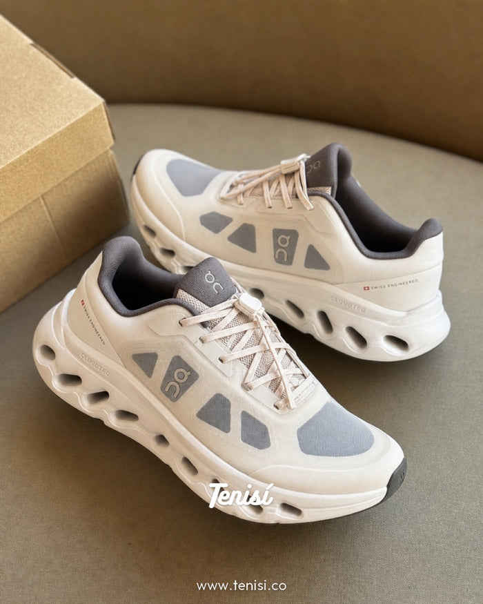 On Cloud Beige Grey look 2