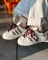 adidas Superstar Bonega “Burgundy Bear” vista 3