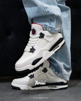 Air Jordan 4 “Military Black” vista 3