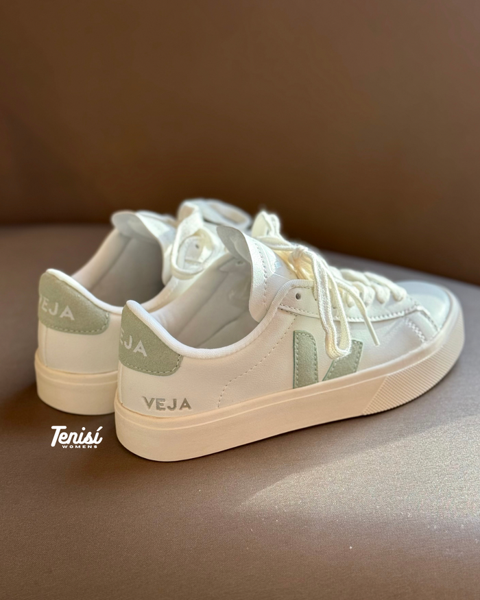 VEJA “Green” look 1