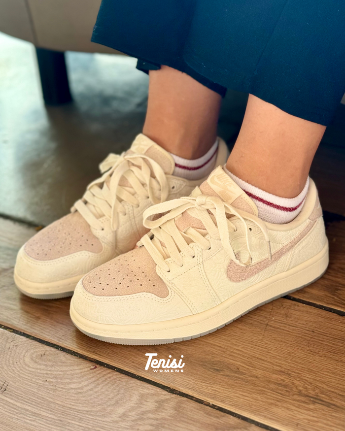 Air Jordan 1 Low OG x Chris Paul 🌸 look 1