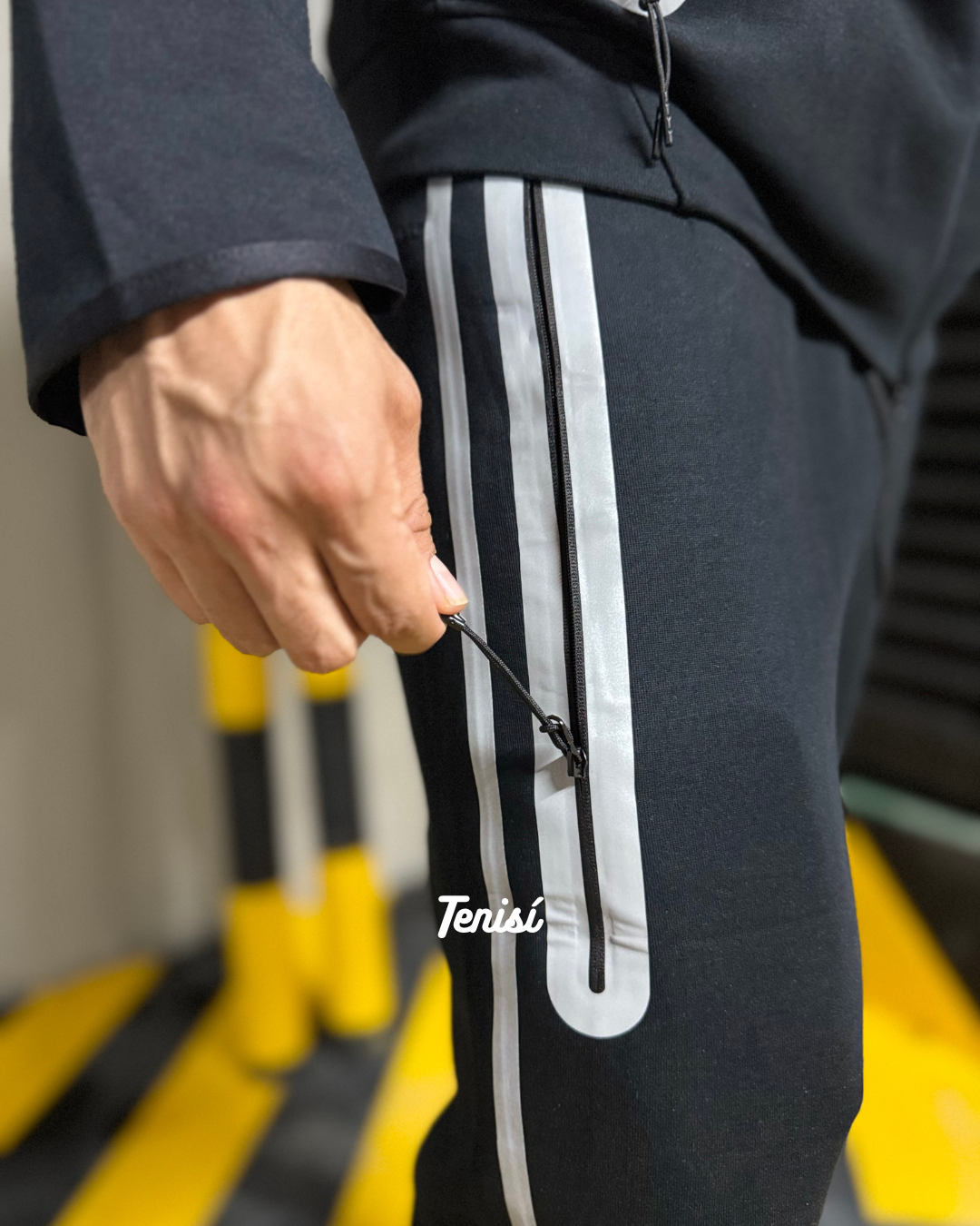 Nike Tech “Black”