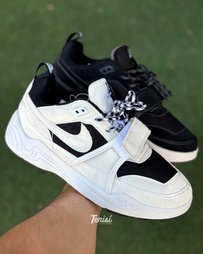 Nike Air Zoom “Cactus Jack Panda” x Travis Scott (Sample)