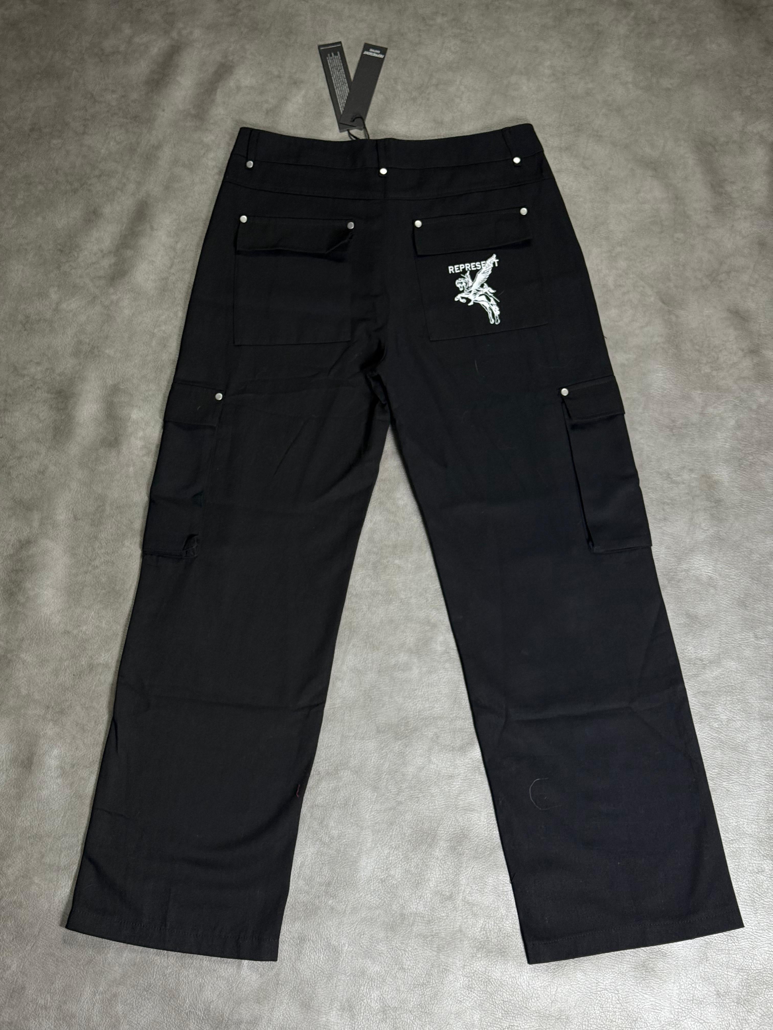 Pantalón Represent