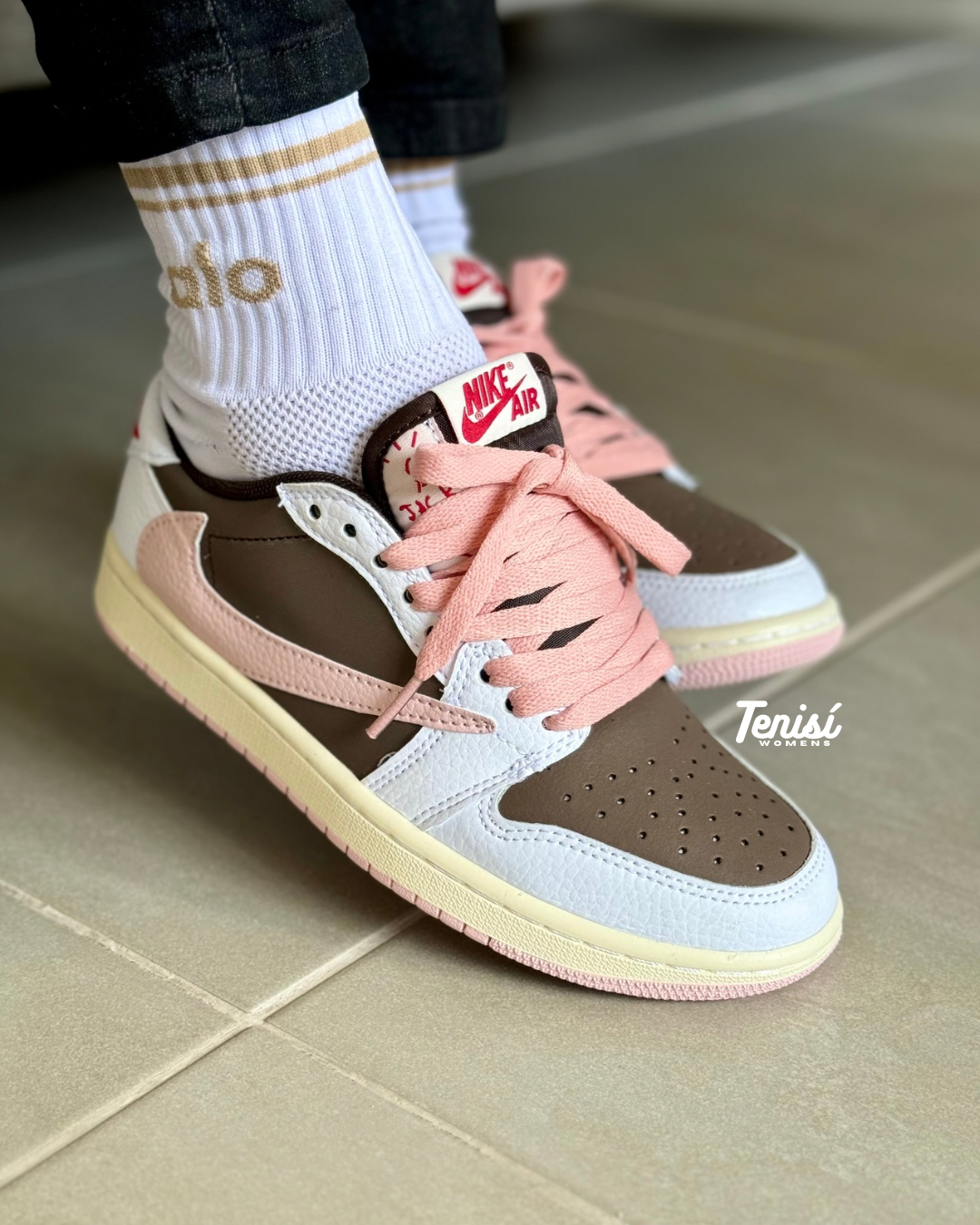 Air Jordan 1 x Travis Scott “Pink”