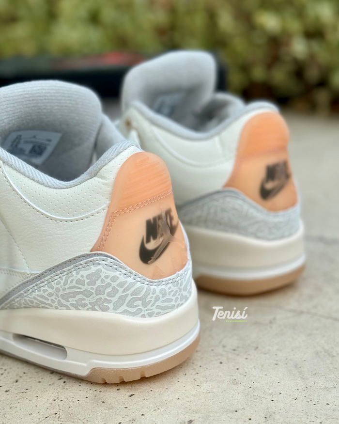 Air Jordan 3 Craft "Ivory" look 4