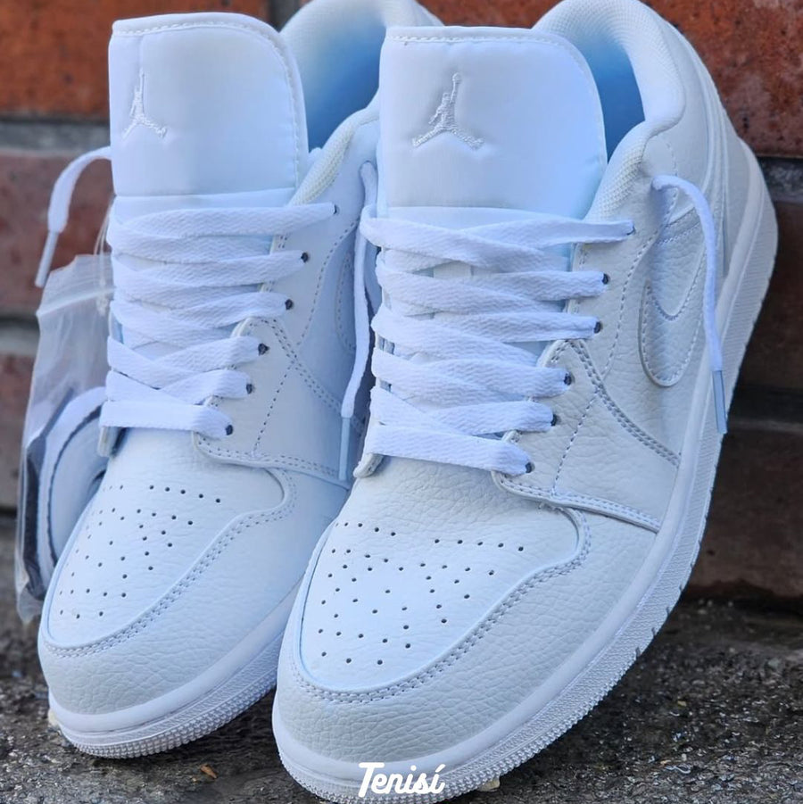 Nike Jordan 1 “Triple White” — pago contra entrega en Colombia