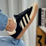 adidas Samba “Panda” vista 1