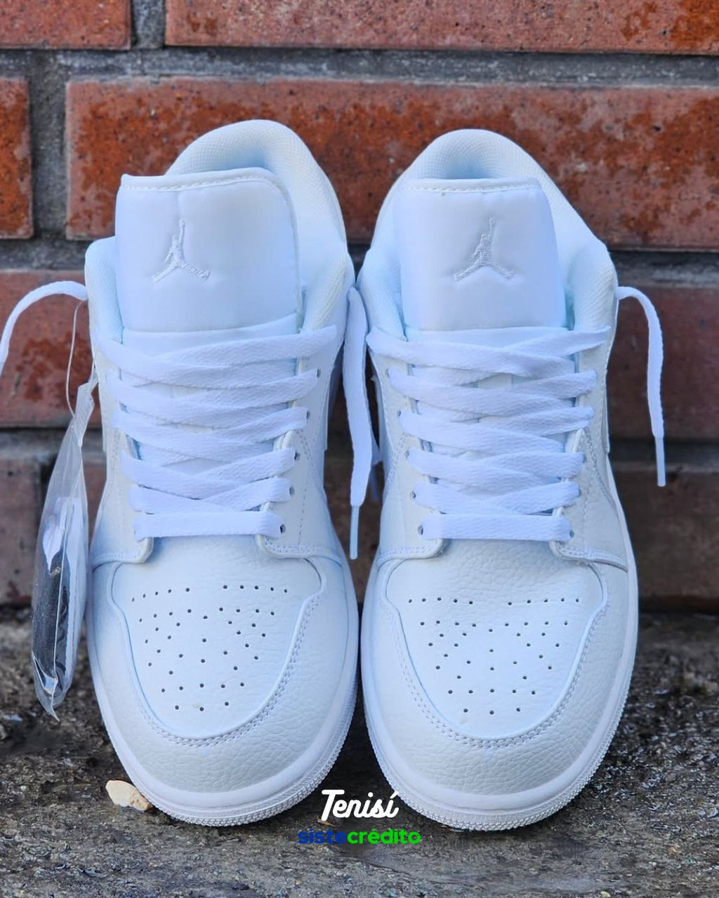 Nike Jordan 1 “Triple White”