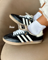 adidas Samba x Wales Banner “White/Black” vista 2