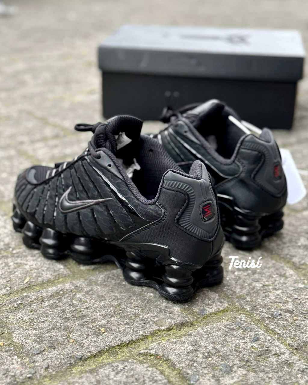Nike Shox R4 “Black”