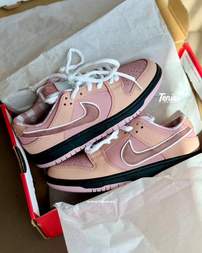 Nike Dunk Low Lobster Pink look 3