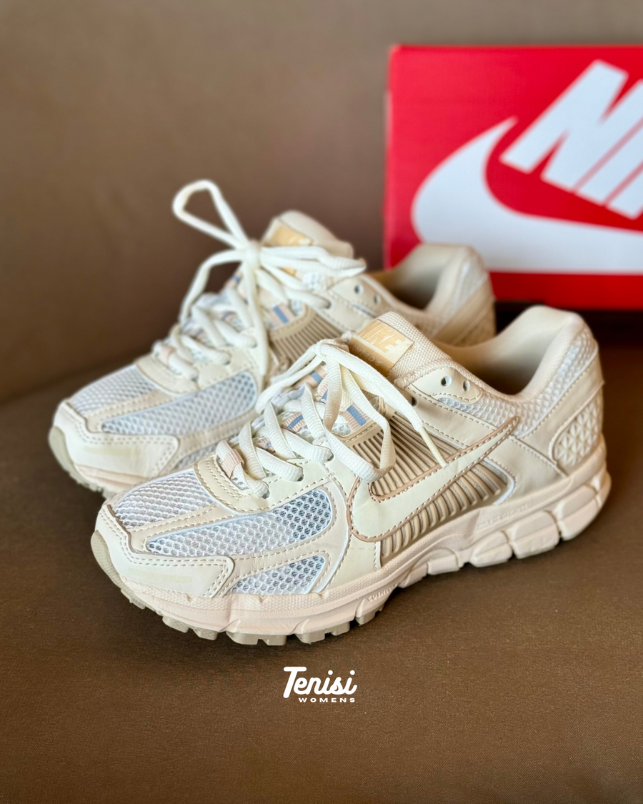 Nike zoom Vomero 5 “Fossil” — pago contra entrega en Colombia