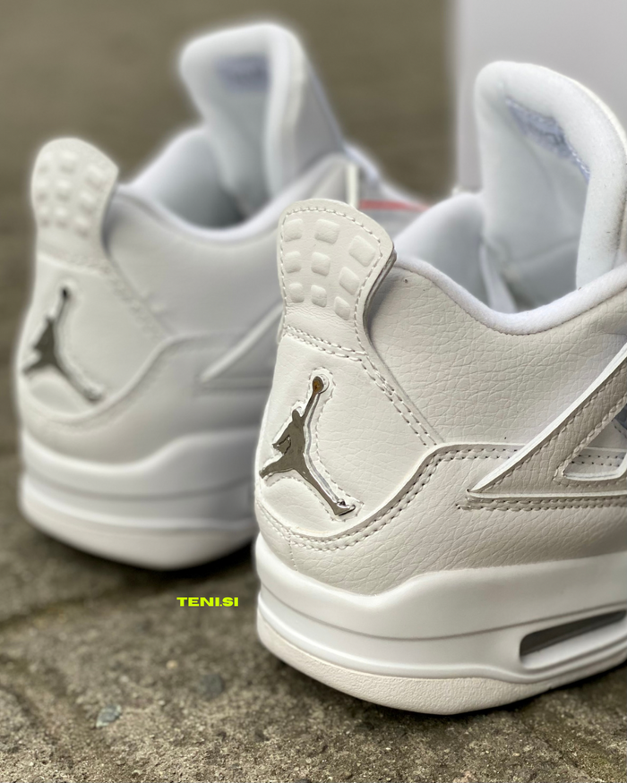 Air Jordan 4 Retro 'Puro Dinheiro'  look 2