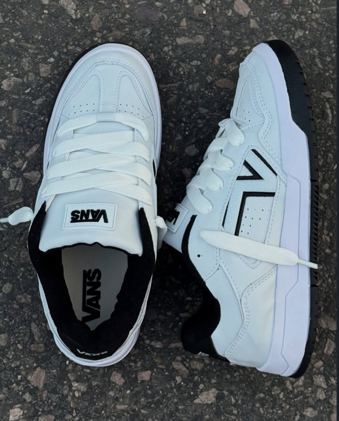 VANS U UPLAN look 3