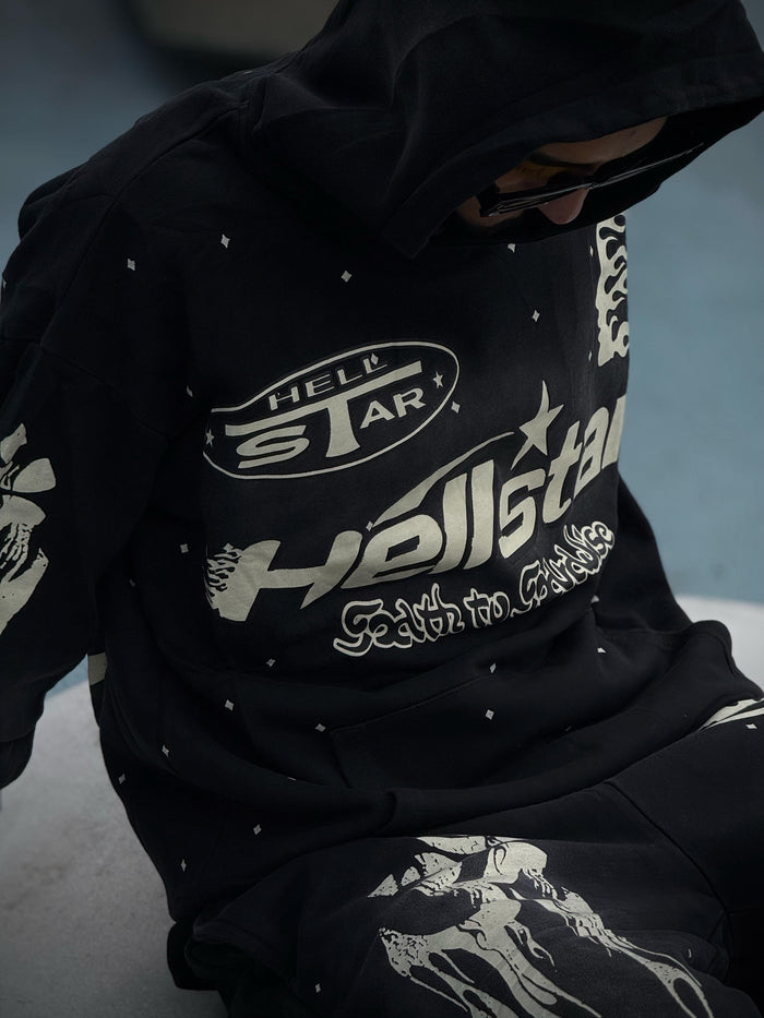 Conjunto Hellstar Estudios Record look 5