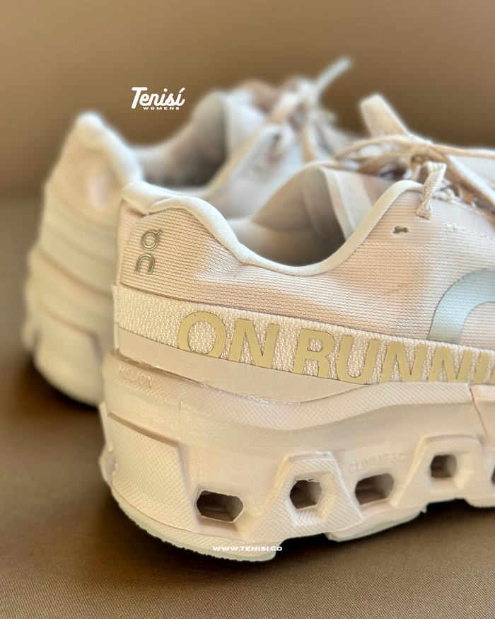On Cloudswift Monster “Beige” look 4