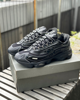 New Balance 1000 x Anime Leon Deor “Triple Black” vista 6
