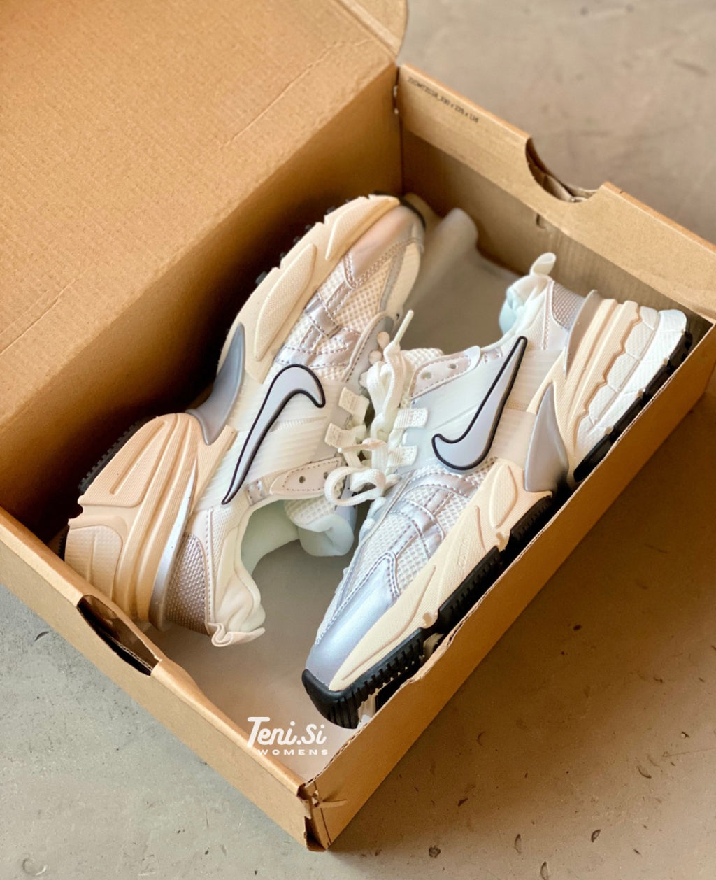 Nike V2K Run