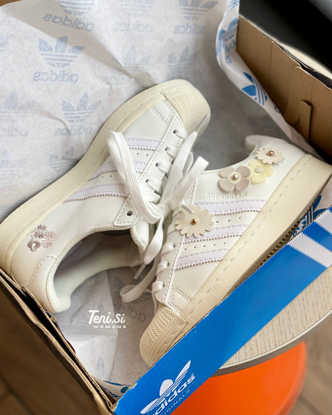 adidas Superstar “Flowers”