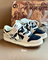 Nike Dunk Low “Double Swoosh” Panda vista 1