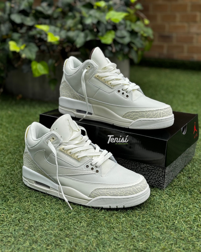Air Jordan 3 X Travis scott look 4