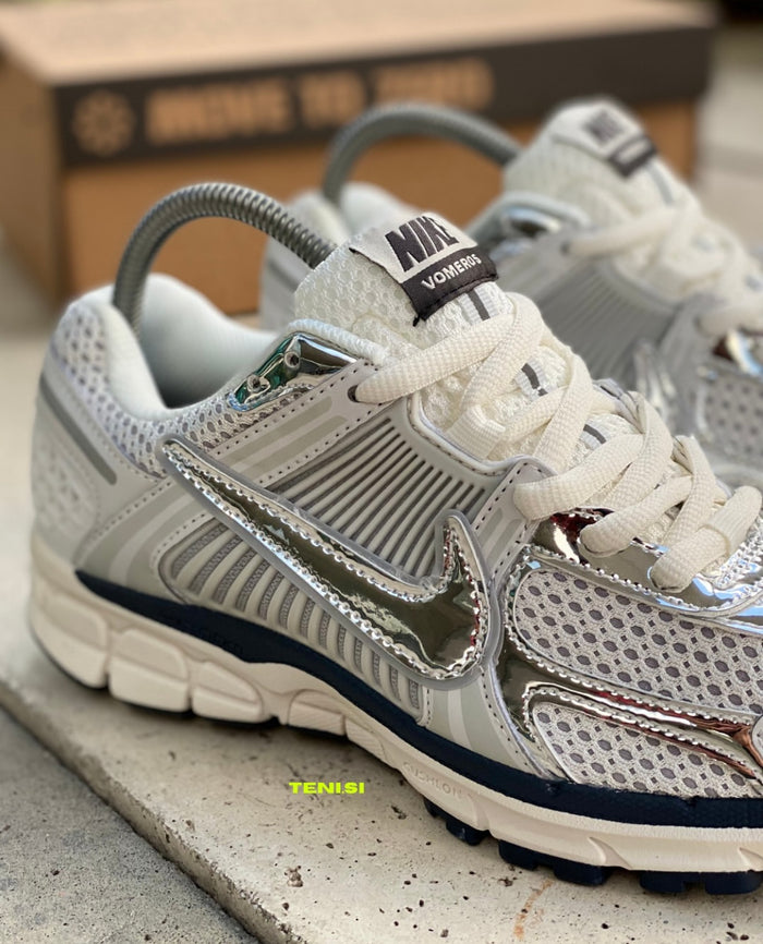 Nike zoom Vomero 5 “Grey” look 1