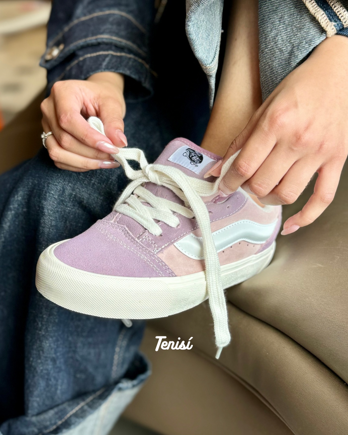 Vans “Pink” look 1