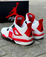 Air Jordan 4 “ Red Cement” vista 3