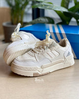 adidas TRENs “Fossil” vista 1