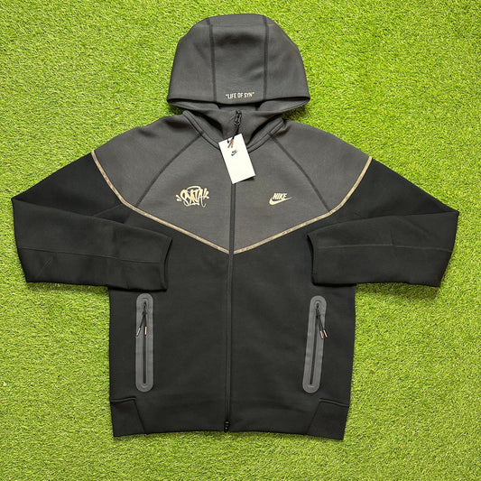 Nike Syna Tech Fleece Central Cee Black Gold