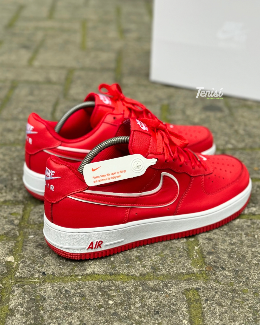 Nike Air Force 1 Low  “Fire Red”