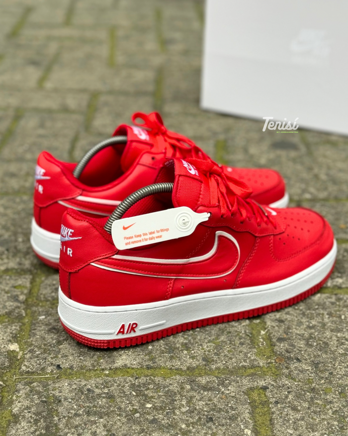 Nike Air Force 1 Low  “Fire Red” look 3