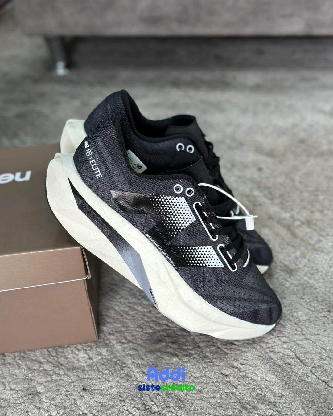 New Balance SC Elite V4