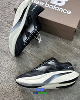 New Balance SC Elite V4 vista 2