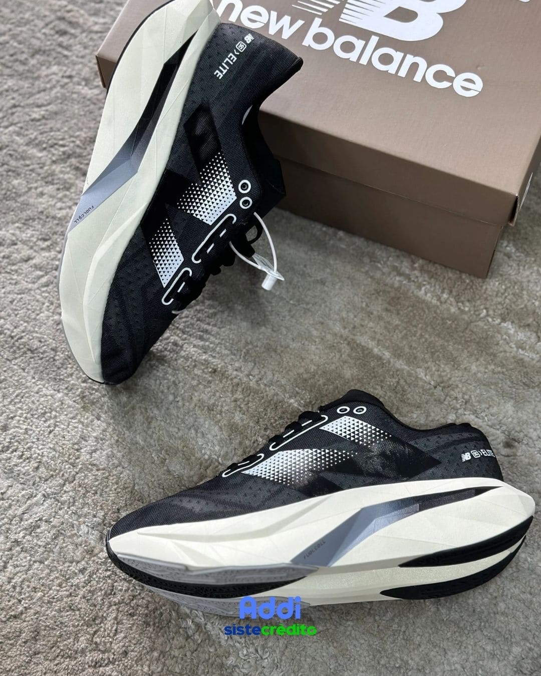 New Balance SC Elite V4