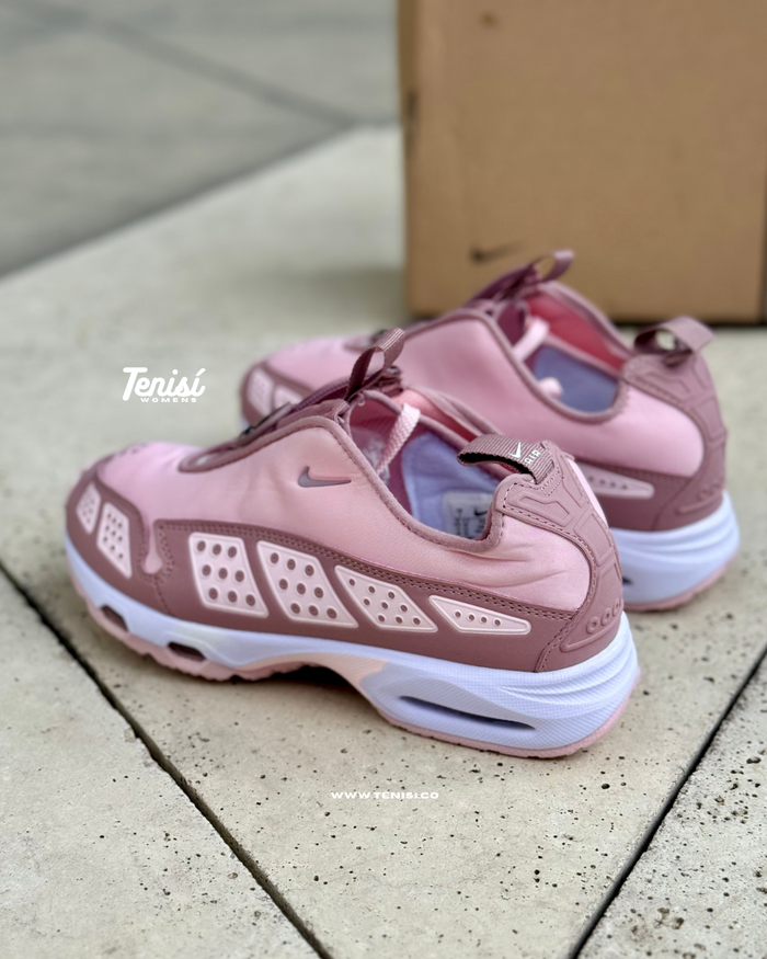 Nike Air Max SNDR “Pink” look 1
