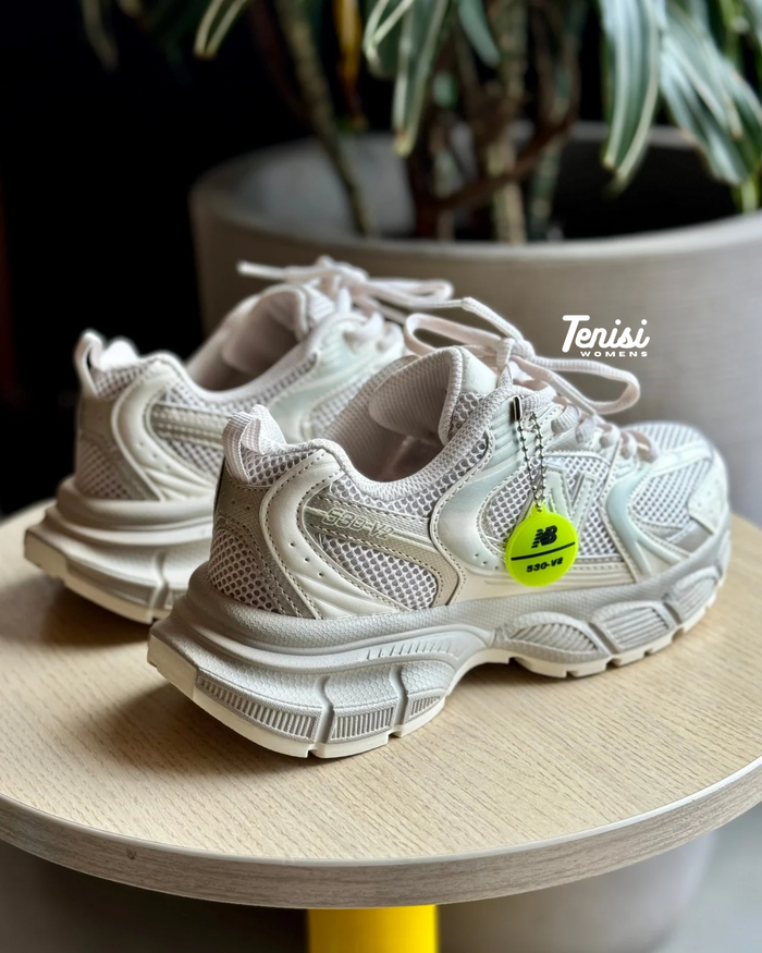 New Balance 530 V2 “Fossil” look 3