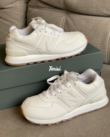 New Balance 574 “Triple White” vista 6