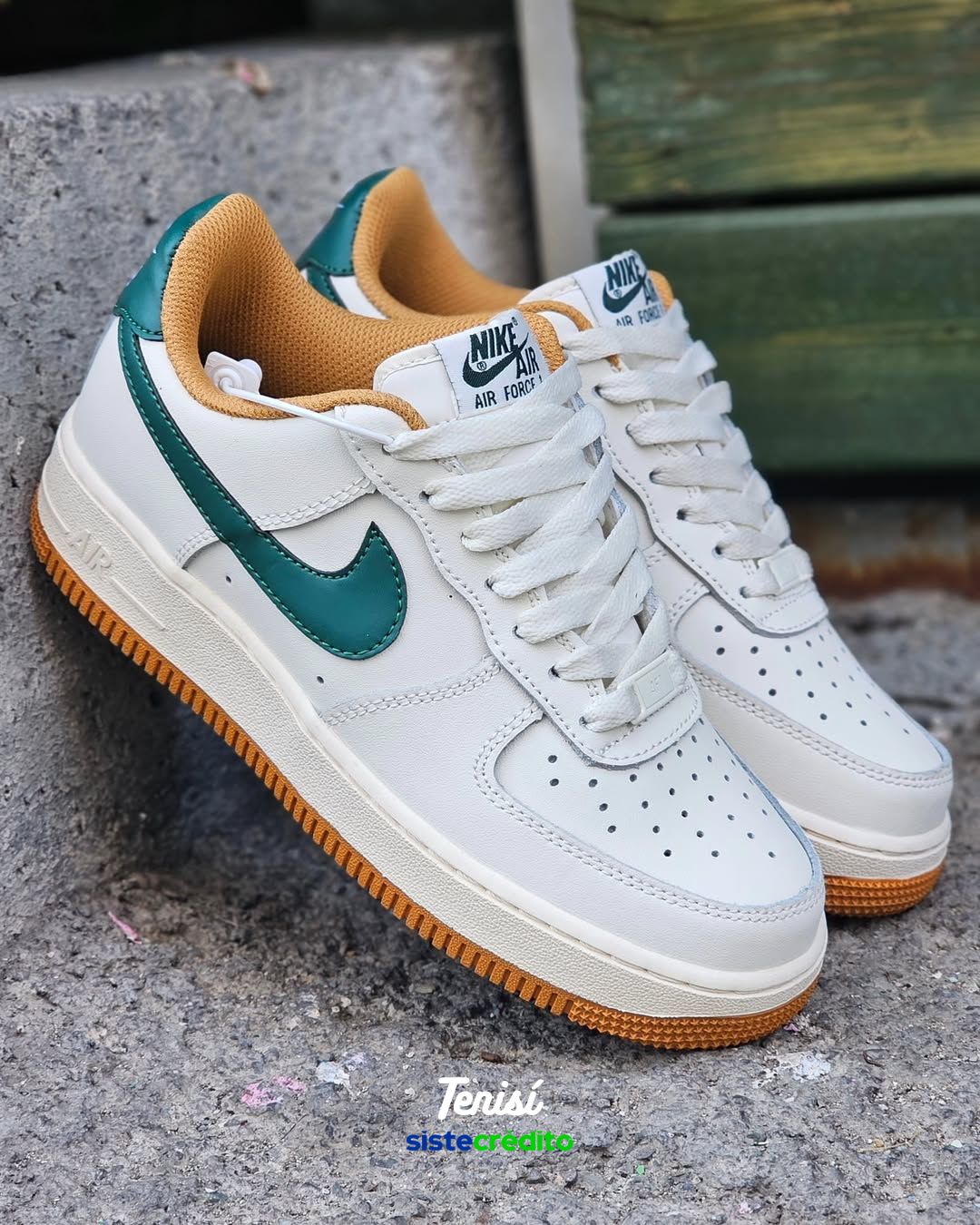 Nike Air Force 1 Cream Green