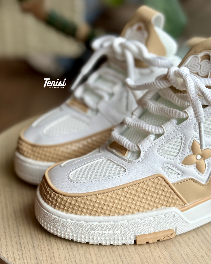 Louis Vuitton Skate “Gold” look 1