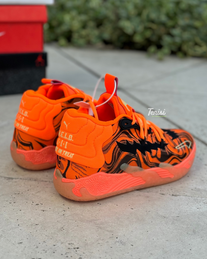 Puma Hoops look 3