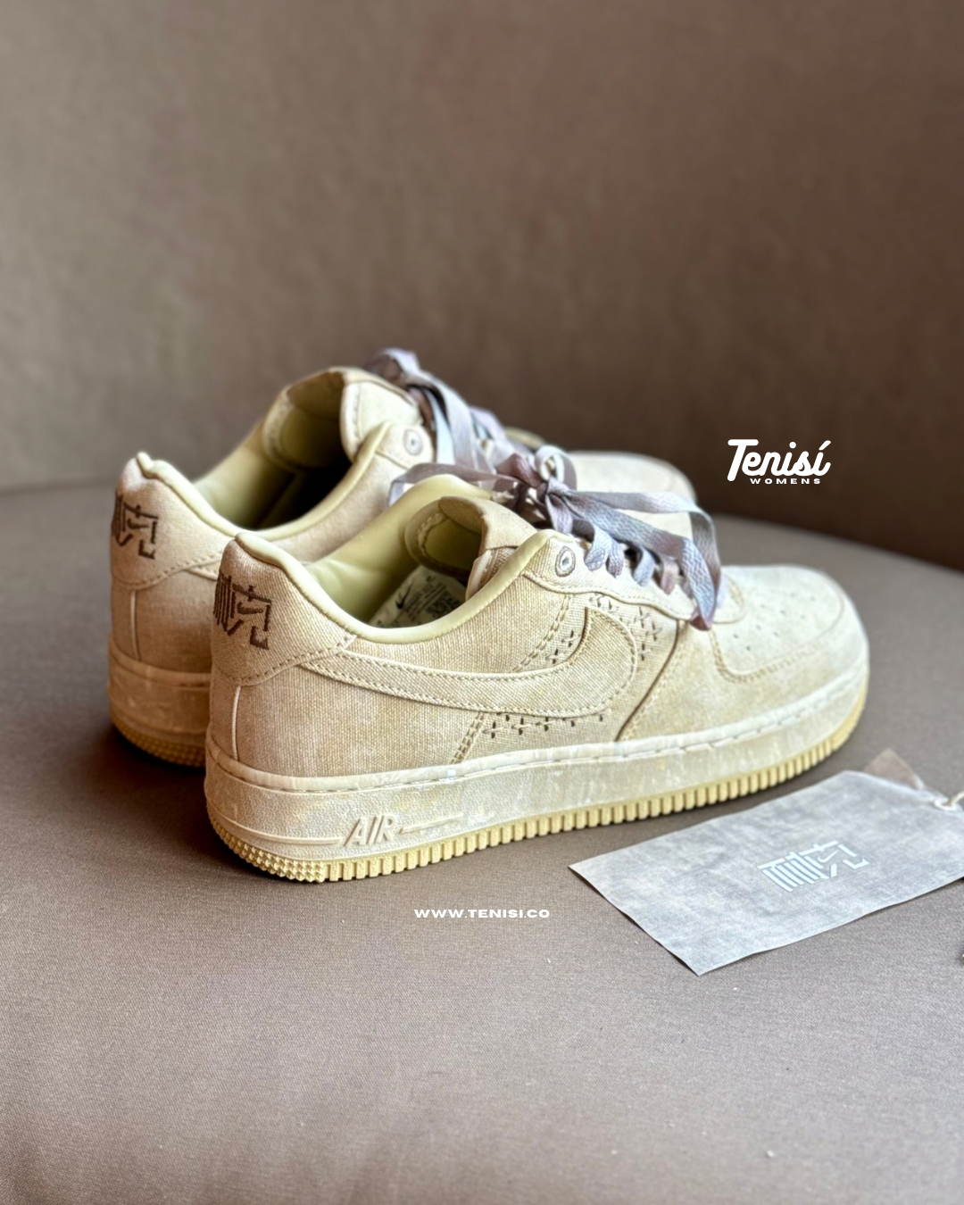 NIKE AIR FORCE 1 LOW NAI-KE TAN CANVAS