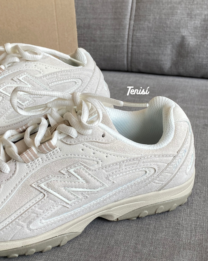 New Balance 204L “Fossil” look 3
