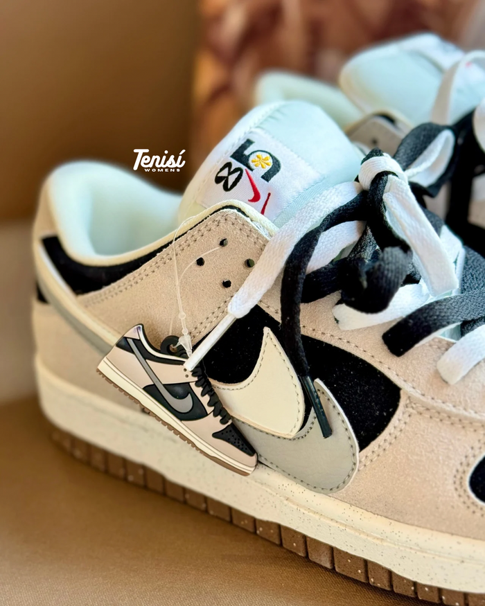 Nike Dunk Low “Double Swoosh” Panda look 1