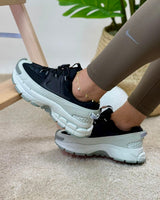Nike Zoom Vomero Roam “Black” vista 1