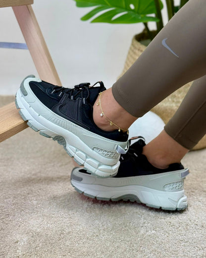 Nike Zoom Vomero Roam “Black”