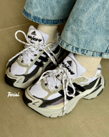 adidas x Pharrell Williams vista 3