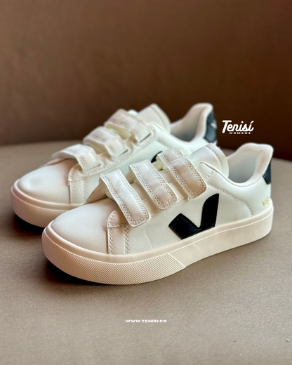 VEJA “Velcro”